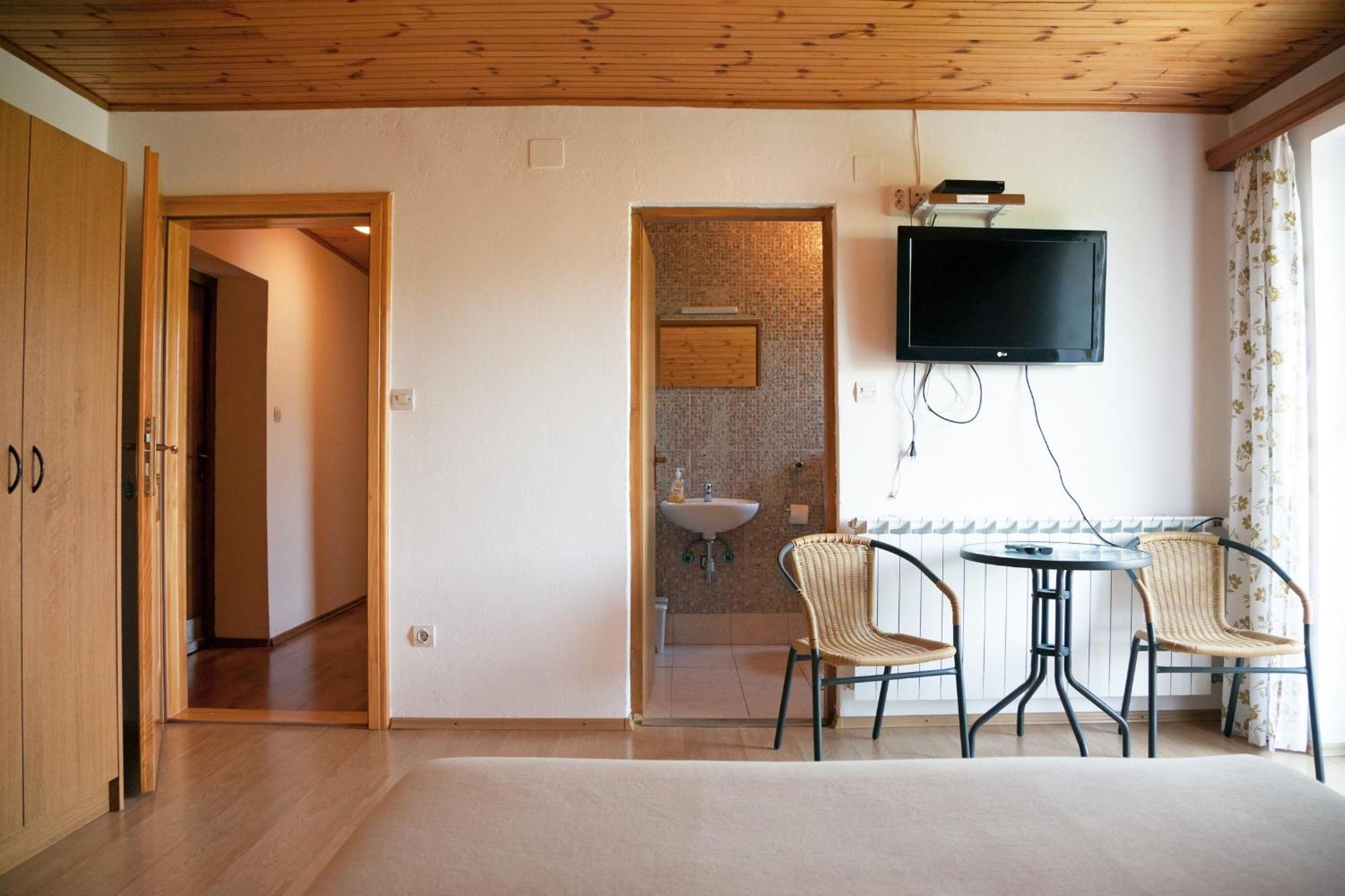Guesthouse Zafran Smoljanac Δωμάτιο φωτογραφία